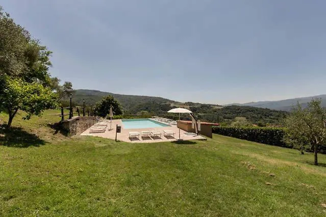 Rustikales Natursteinhaus In Der Toskana Mit Gemeinschaftlichem Garten Und Pool Pratovecchio Stia