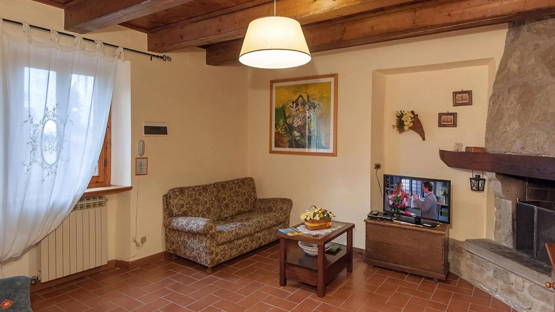 Rustikales Natursteinhaus In Der Toskana Mit Gemeinschaftlichem Garten Und Pool Pratovecchio Stia Italia